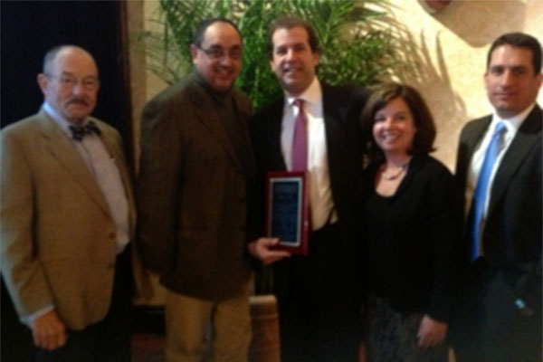Marc A. Schumer, MD recognized as Health Care Hero by Long Island Business News